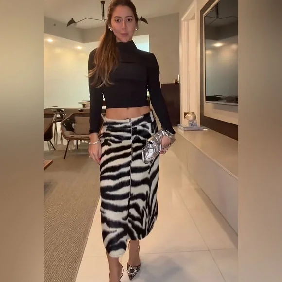 H&M ZEBRA PRINT ZIP-FRONT SKIRT - Picture 8 of 12